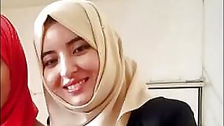 Türkisch-arabisch-asisischer Hijapp-Mix-Foto 24