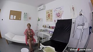 Bujné Poprsí Babička dostane POV Fucked u Lékař